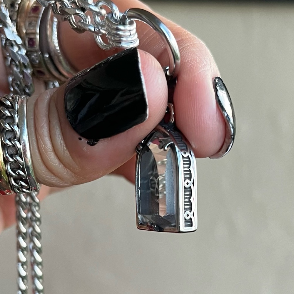 Gothic Stainless skull charm with in 3D glass effect cuban chain link necklace - Picture 8 of 16